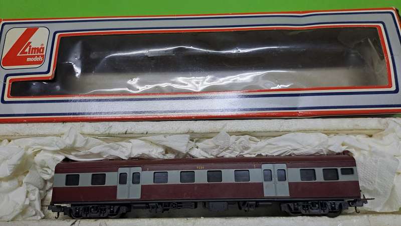 LIMA Train SAR Suburban Coach 3rd class BOXED