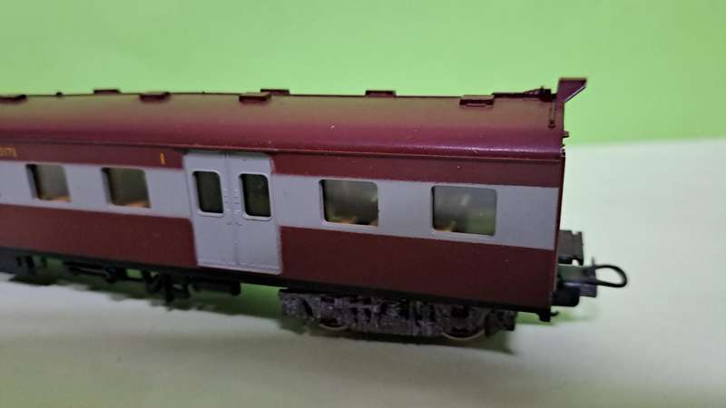 LIMA Train SAR Suburban Coach 1st class BOXED (Like NEW)