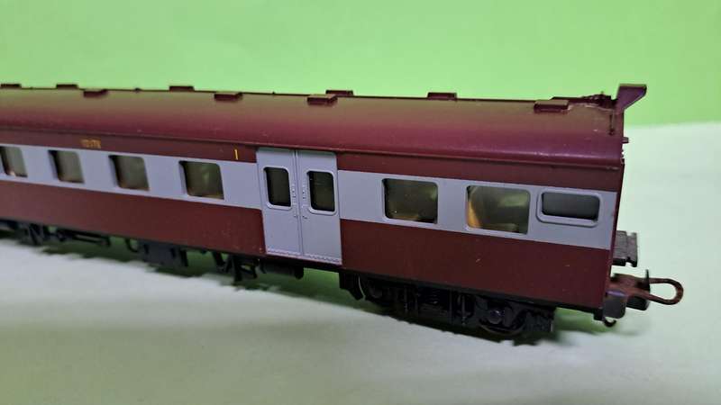 LIMA Train SAR Suburban Coach 1st class BOXED (Like NEW)