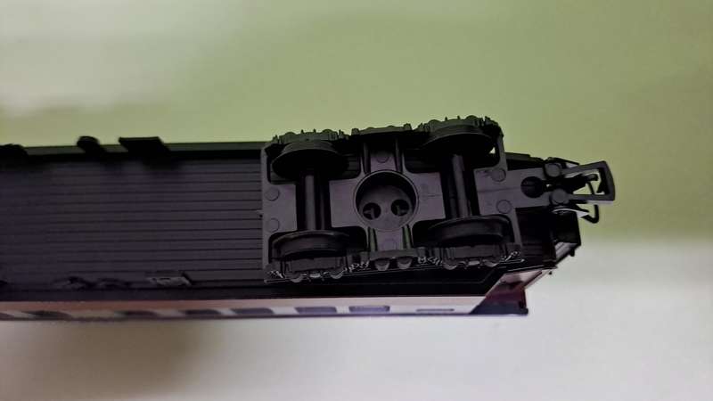 LIMA Train SAR Trans Karoo 2nd Class Coach UNBOXED