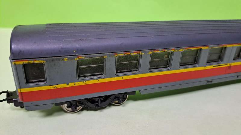 LIMA SAR Metroblitz Coach HO Scale UNBOXED