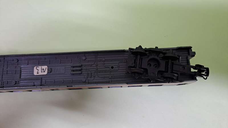LIMA SAR Metroblitz Coach HO Scale UNBOXED