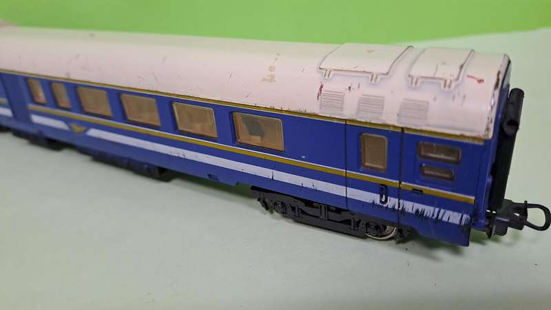 LIMA SAR Blue Train Baggage Couch HO Scale UNBOXED