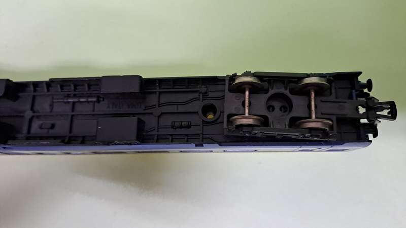 LIMA SAR Blue Train Baggage Couch HO Scale UNBOXED