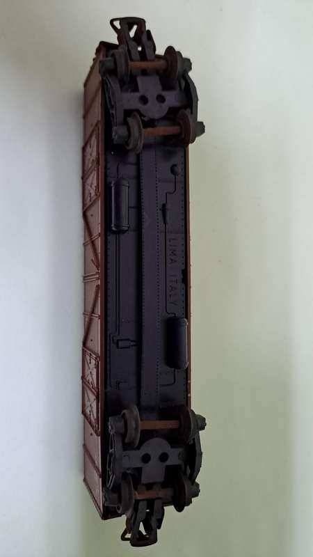 LIMA SAR HO Scale Brown Cattle wagon BOXED