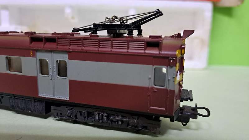 LIMA Train SAR Suburban Locomotive DUMMY BOXED
