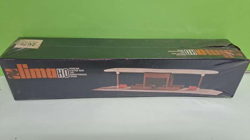 LIMA Station Roof BOXED Sealed (NEW old stock only one)