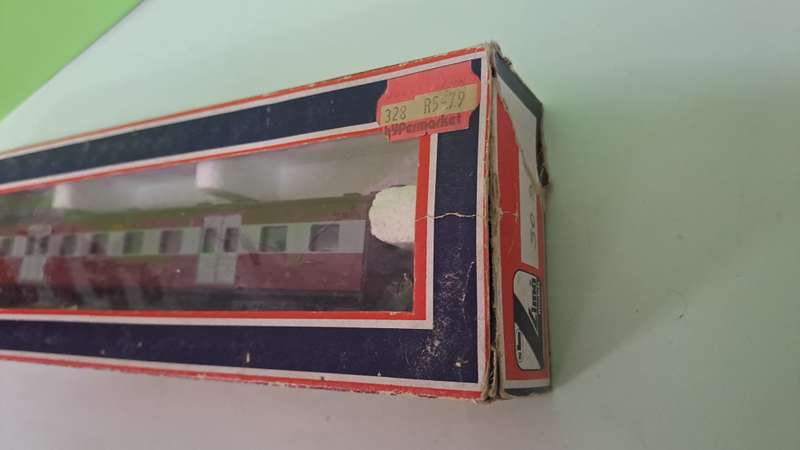 LIMA Train SAR Suburban Coach 1st class BOXED