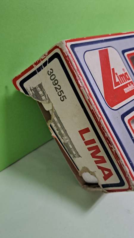 LIMA Train SAR Suburban Coach 3rd class BOXED