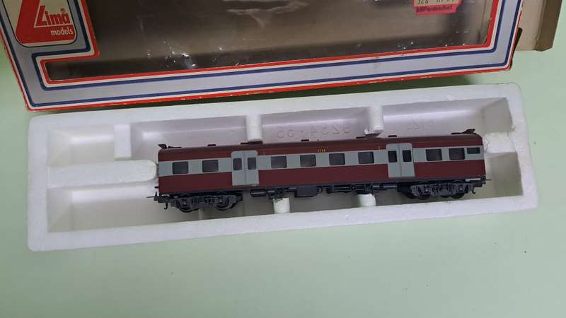LIMA Train SAR Suburban Coach 3rd class BOXED