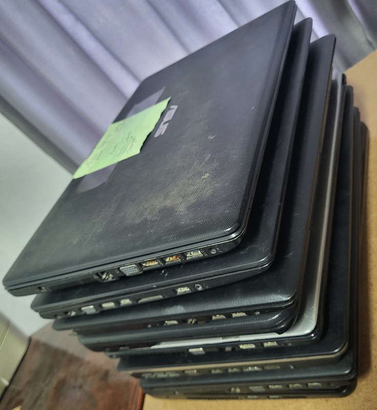 Joblot laptops for parts