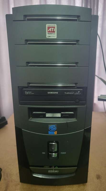 Vintage socket 478 Pentium 4 Gaming PC