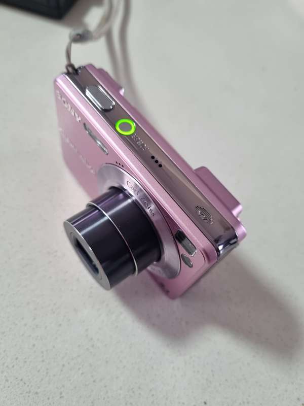 Sony Cybershot DSC-W130 digital camera in EXCELLENT condition