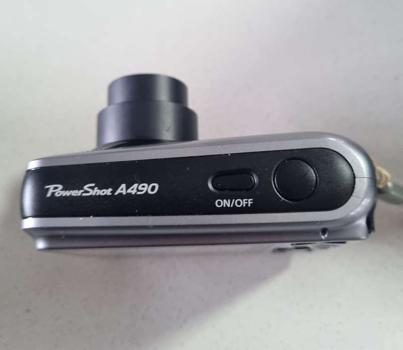 Canon PowerShot A490 digital camera. 10 m/pixel, 3 x optical zoom.