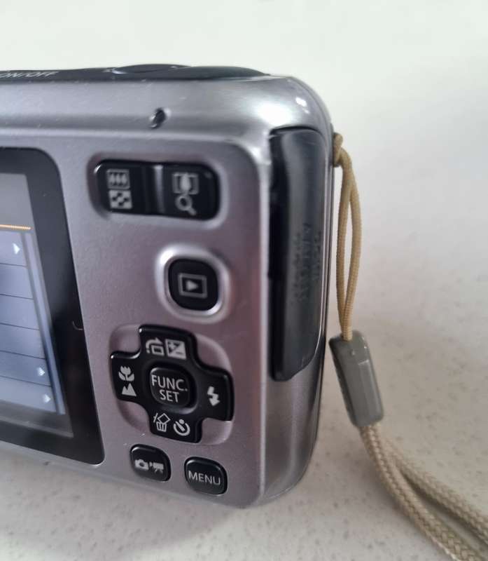 Canon PowerShot A490 digital camera. 10 m/pixel, 3 x optical zoom.