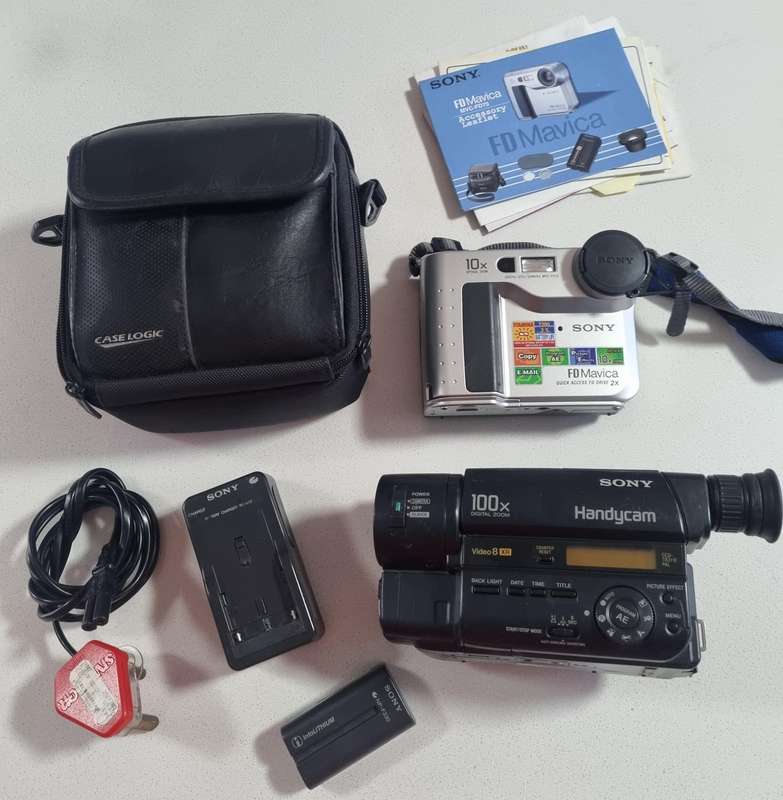 Vintage Sony video recorder AND Sony Mavica digital camera (both working  %