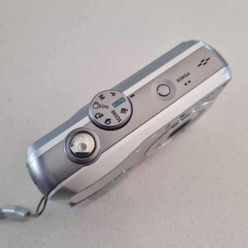 Samsung digital camera. S860.  8.1 m/pixel, 3 x optical zoom, works perfectly.