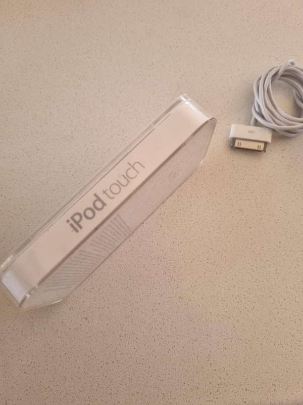 iPod Touch 16gb. 4th Generation.  In perfect working order.