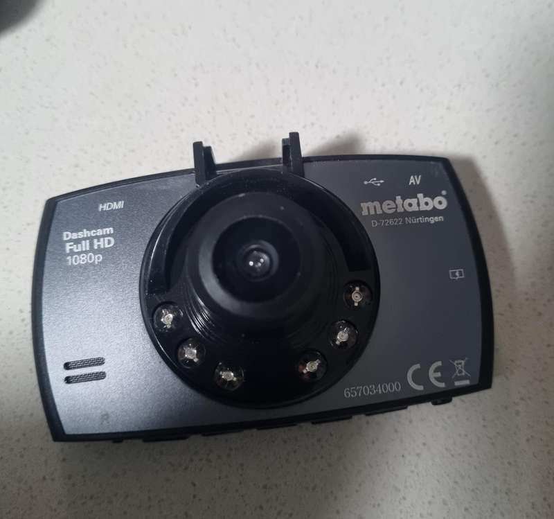 Metabo Dashcam. In its box, condition as new. Specs in the pics.