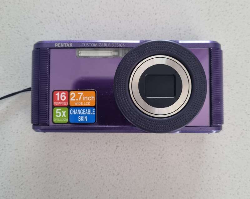 Pentax Optio digital camera LS465 (16 m/pixel, 5 x optical zoom, video mode etc)