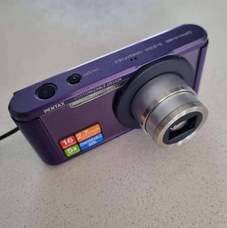 Pentax Optio digital camera LS465 (16 m/pixel, 5 x optical zoom, video mode etc)