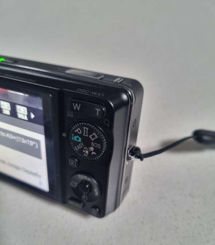 Sony Cybershot digital camera DSC-WX1 (10.2 m/pixel, 5 x optical zoom) In EXCELLENT condition