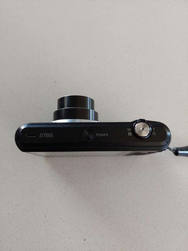 Samsung digital camera ST66  16.1 m/pixel, 5 x optical zoom, HD video recording.