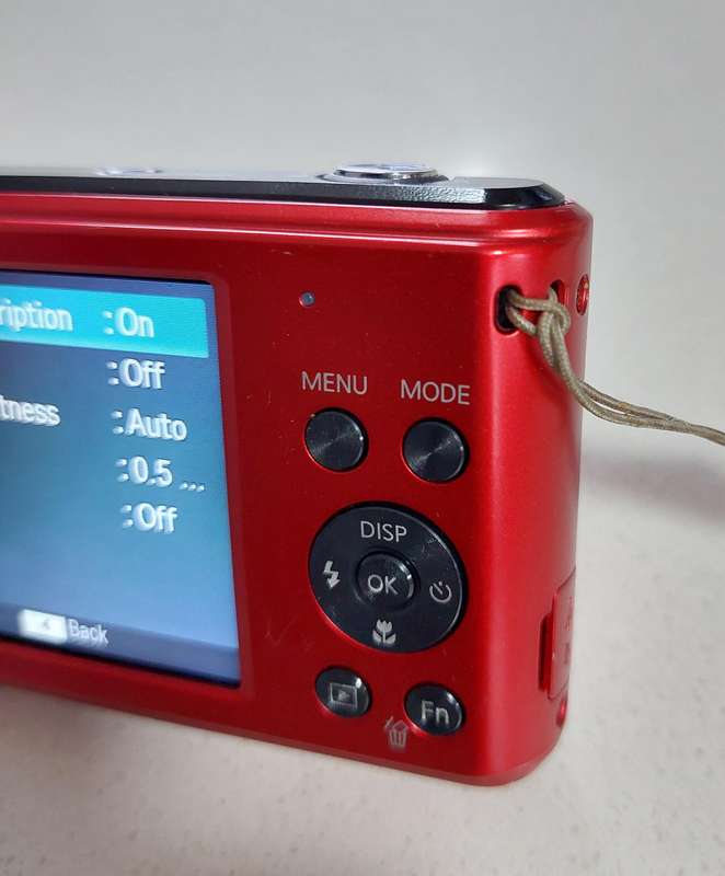 Samsung digital camera ES90  (14.2 m/pixel, 5 x optical zoom) In very good condition
