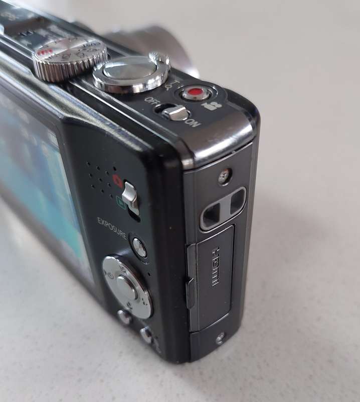 Panasonic Lumix digital camera DMC-TZ20  14.1 m/pixel, 16x optical zoom, Full HD video, GPS...
