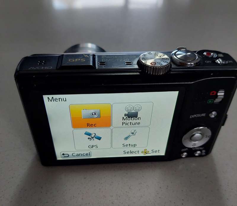 Panasonic Lumix digital camera DMC-TZ20  14.1 m/pixel, 16x optical zoom, Full HD video, GPS...