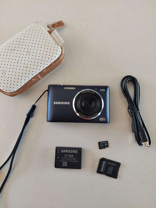 Samsung digital camera ST150F (16.2 m/pixel, 5 x optical zoom, wifi etc)