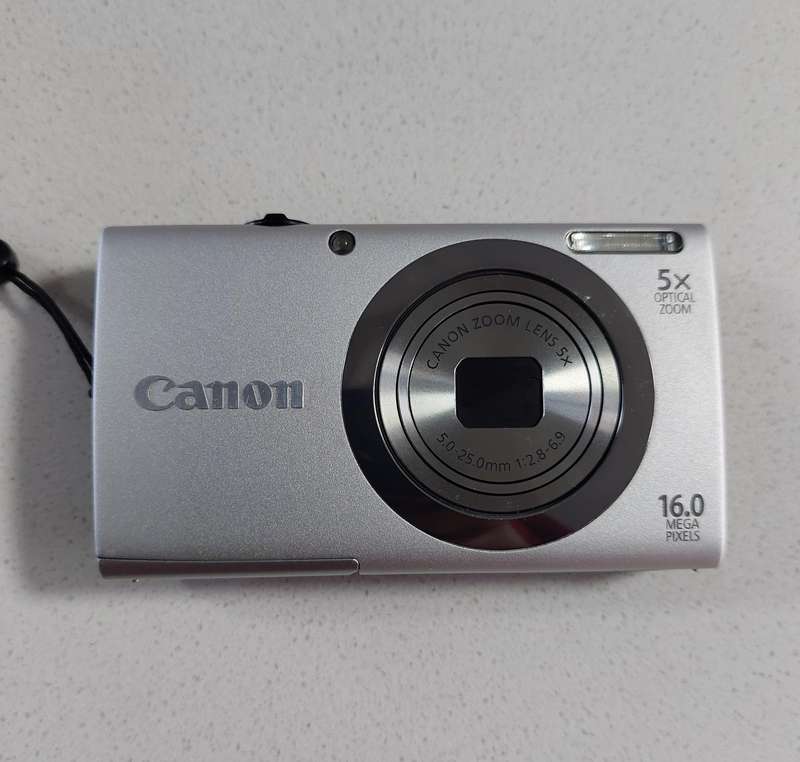 Canon PowerShot digital camera A2300 HD  (16 m/pixel, 5 x optical zoom, HD video recording etc)