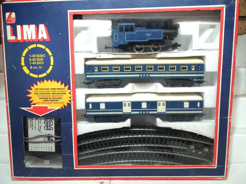 LIMA HO:  SAR Junior Blue Train Set in Fair Boxed condition (Italy)