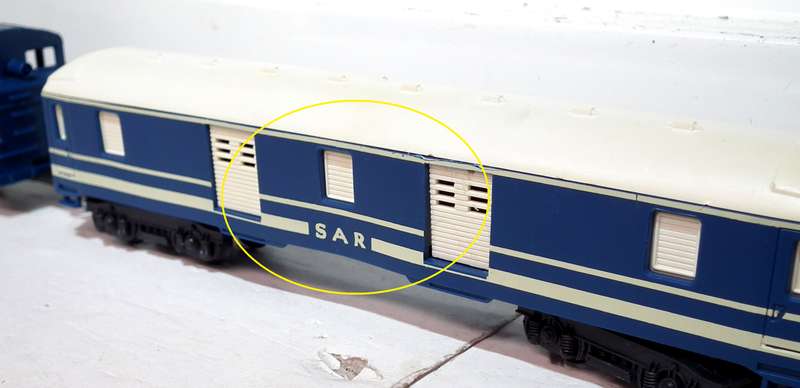 LIMA HO:  SAR Junior Blue Train Set in Fair Boxed condition (Italy)