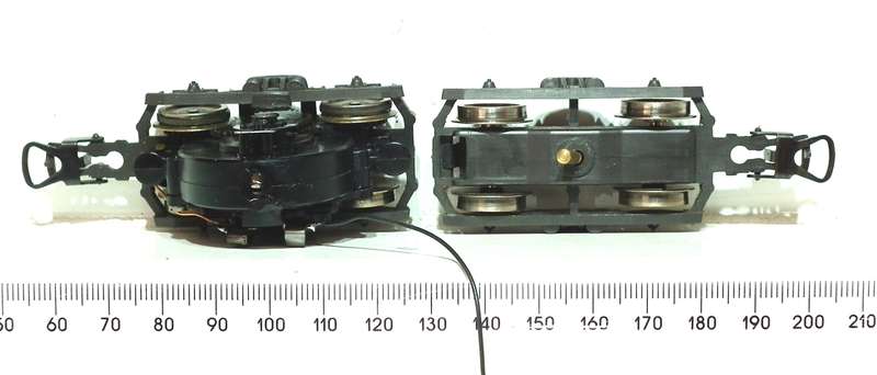 LIMA HO: SAR Complete E5 Powered Loco Bogeys in Good Condition for Parts.(Italy)
