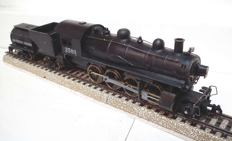 STEAM LOCO HO: Unbranded Vintage 2-8-0 American SP Steam Loco in Fair Running Condition.