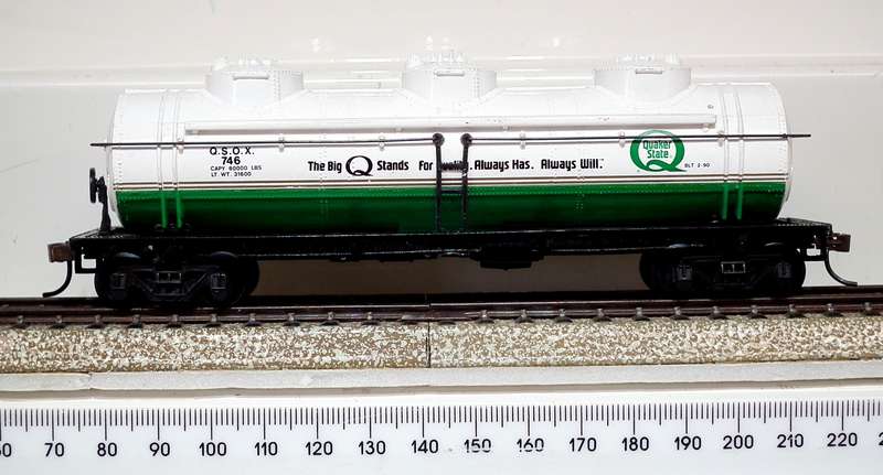 BACHMANN HO:  Three Dome Chemical Tanker Car in Good Un-Boxed condition.