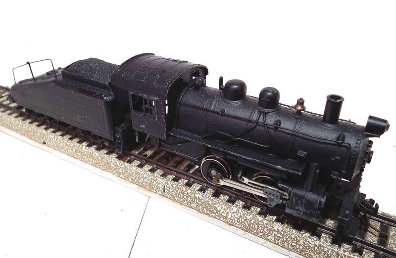 MANTUA HO:  Vintage All Metal 0-4-0 American  Steam Loco in Fair Running Condition.(USA)