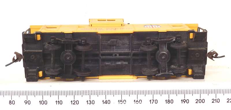 BACHMANN HO:  UNION PASIFIC Caboose in Good Un-Boxed condition.