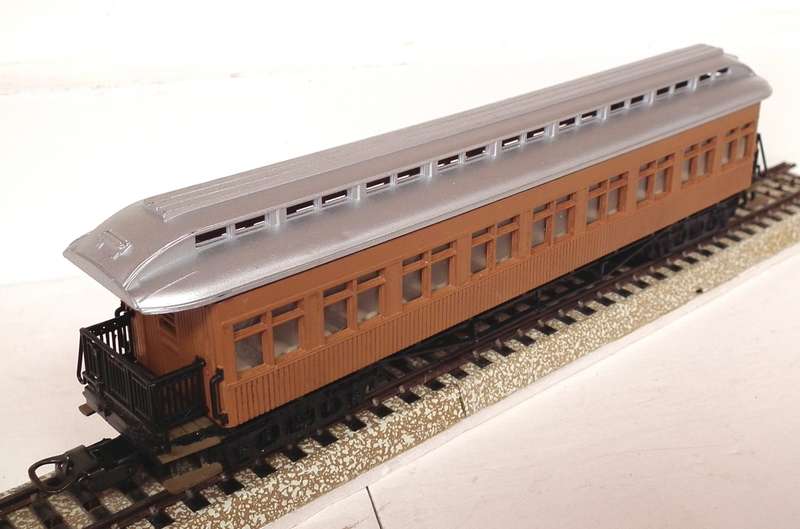 ELCTROTREN HO:  Detailed Old Timer Passenger Coach in Good  Used and  Un-Boxed condition.(Spain)