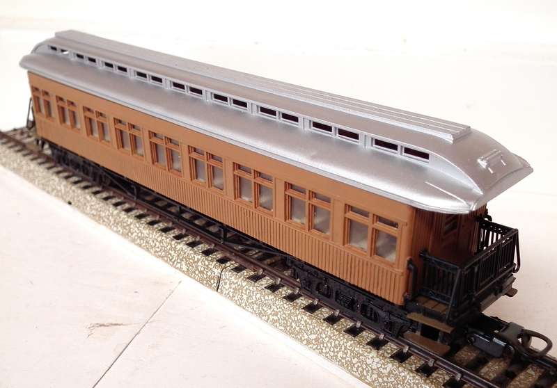 ELCTROTREN HO:  Detailed Old Timer Passenger Coach in Good  Used and  Un-Boxed condition.(Spain)