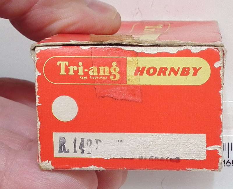 HORNBY OO: Vintage Train Line Signal Double Mast in New Boxed condition(England)
