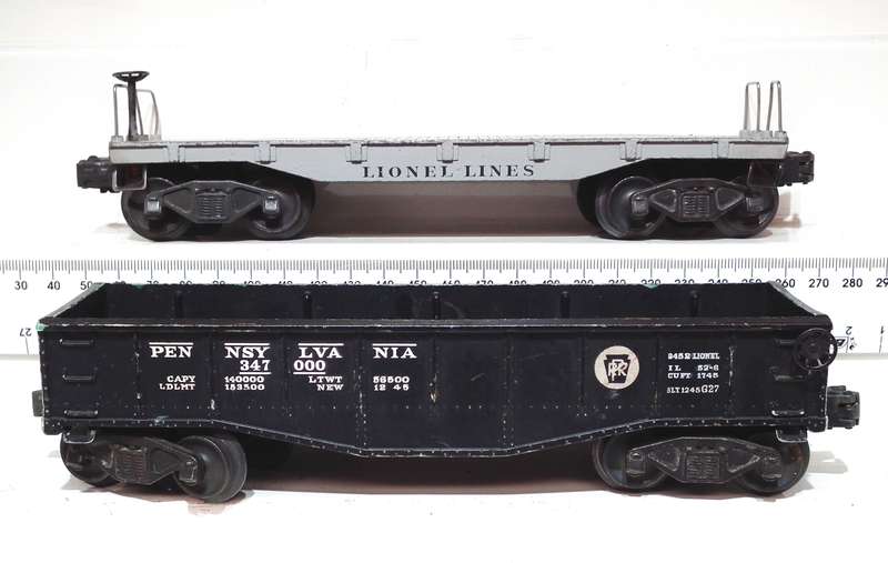 LIONEL O: Pots-War Flat Car + Pennsylvania Gondola in Fair Used condition(USA)