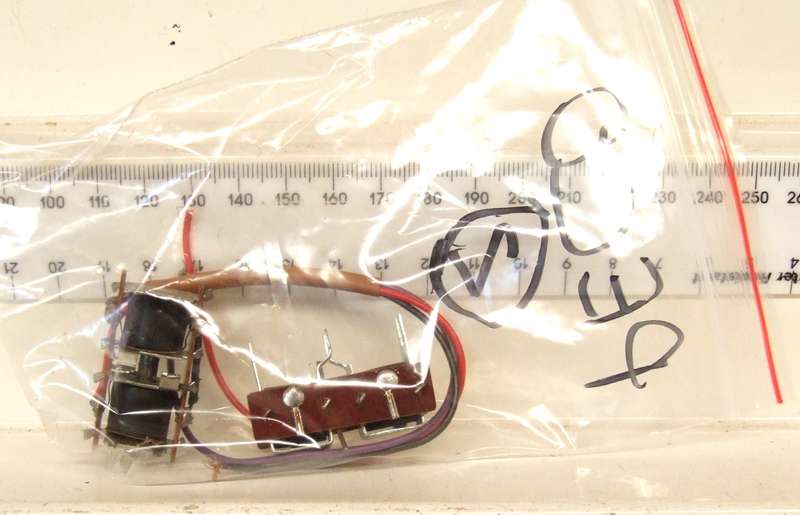 PECO HO/OO: These wired point motors are in good used condition. (England)