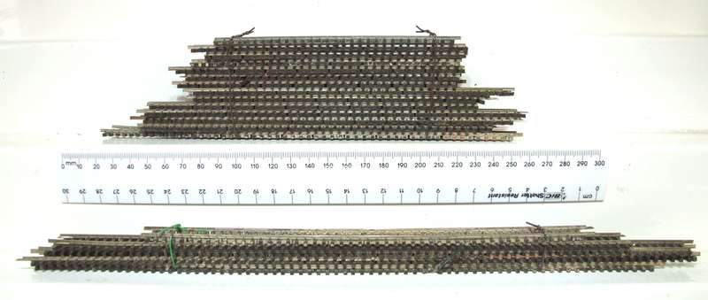 PECO N: This Nickel Silver Mixed Flex Track Lot is SOLD as Usable SCRAP.(England)