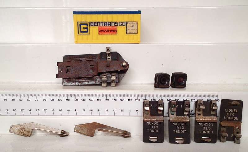 LIONEL O:  Vintage 3 Rail Track LOT in Fair Used, boxed Condition(USA)