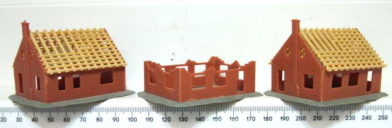 SCENERY N:  PRICE DROP 3x Plastic Houses under Construction in Good Used Condition.