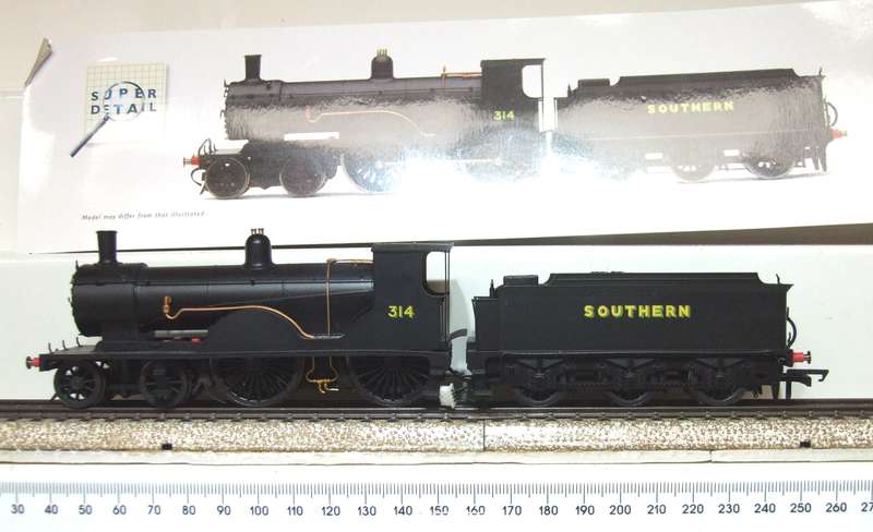 HORNBY OO: Vintage 4-4-0 Class T9 Steam Locomotive(314) in Like New Boxed Condition.