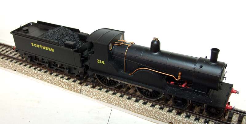 HORNBY OO: Vintage 4-4-0 Class T9 Steam Locomotive(314) in Like New Boxed Condition.