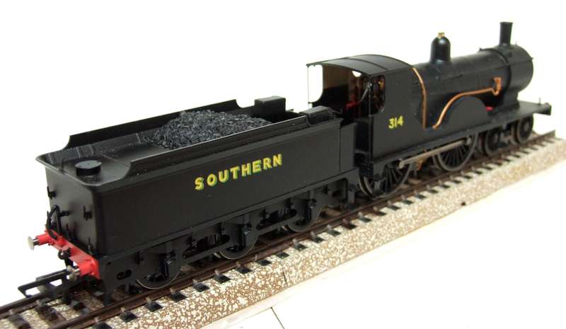 HORNBY OO: Vintage 4-4-0 Class T9 Steam Locomotive(314) in Like New Boxed Condition.